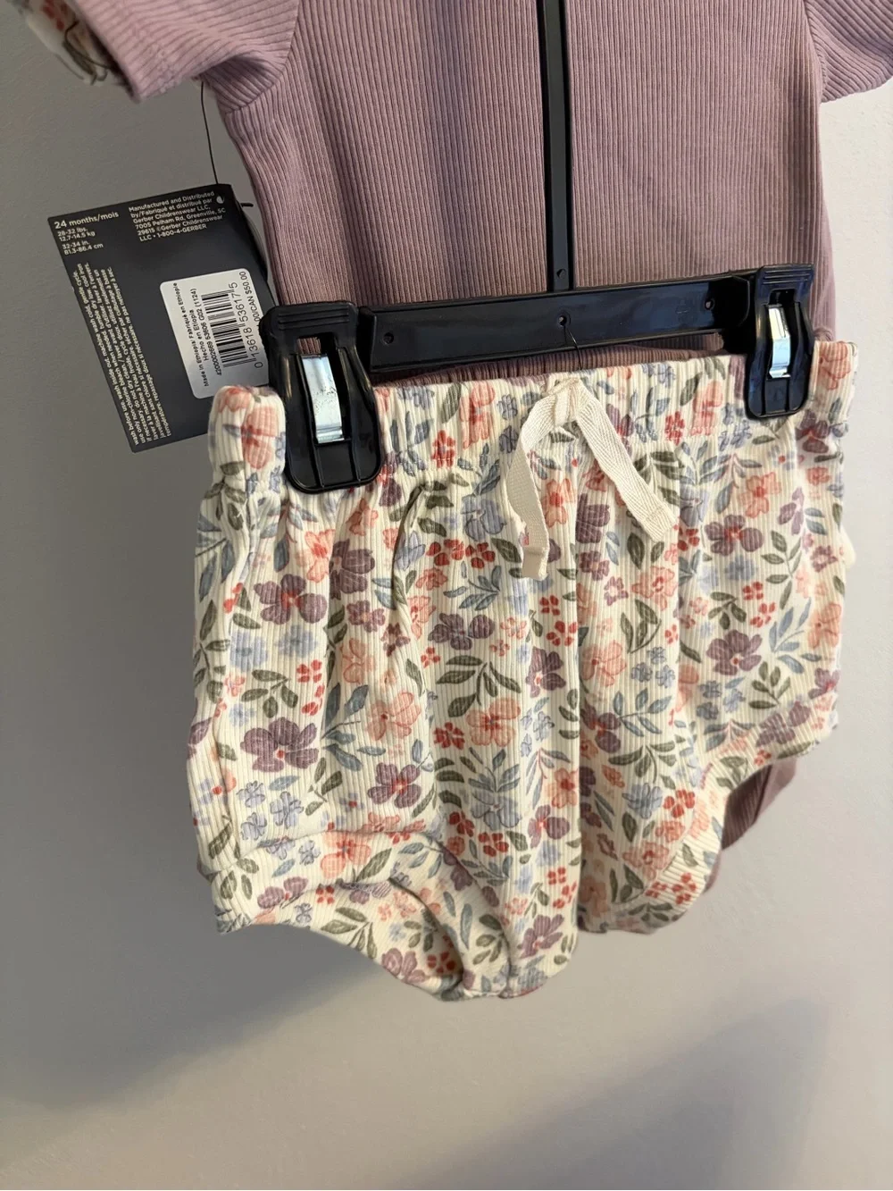 Modern Moments by Gerber 4-pack short sleeve bodysuit/shorts set